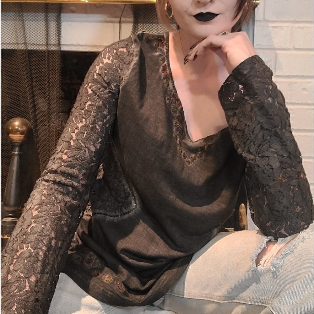 Grey Fairycore Blouse by BKE - Picture 2 of 4